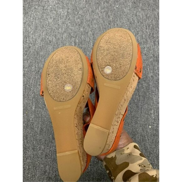 Vintage Orange Wedge Heels - Picture 5 of 6